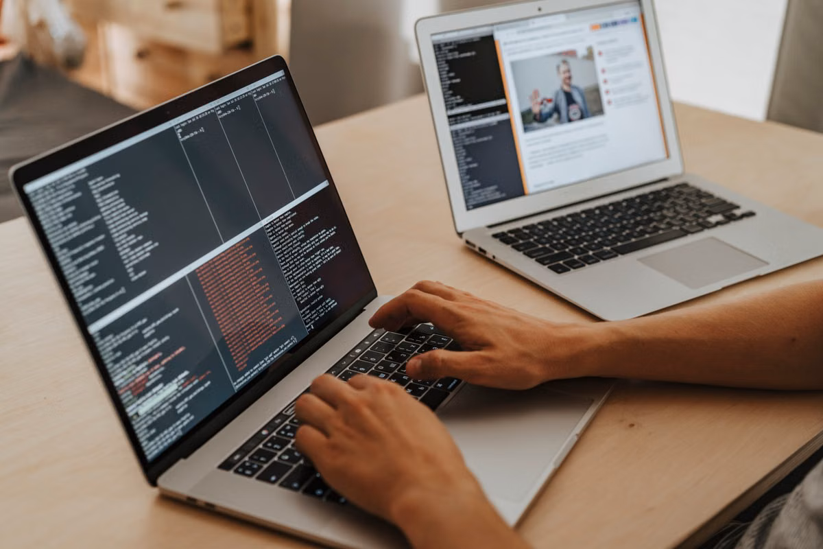 Docker Desktop은 M 시리즈 Mac에서 어떻게 배포하나요? 2026년 구성 및 문제 해결